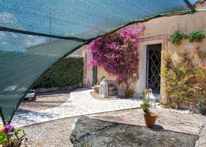 Romantic House With Bathtub In 5 Min Porto Cervo * Сан-Панталео