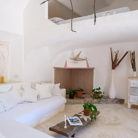 Romantic House With Bathtub In 5 Min Porto Cervo San Pantaleo