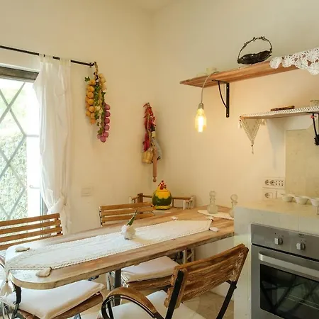 Romantic House With Bathtub In 5 Min Porto Cervo