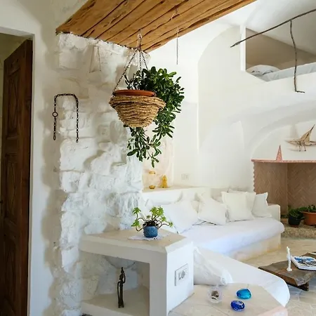 Tatil Evi Romantic House With Bathtub In 5 Min Porto Cervo