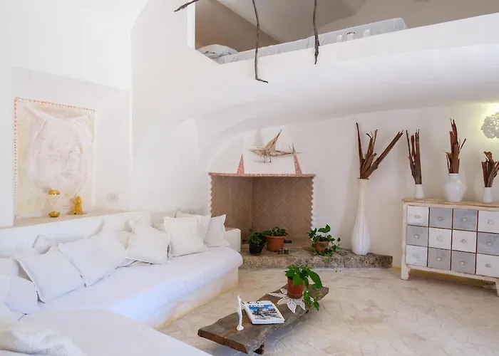 Romantic House With Bathtub In 5 Min Porto Cervo San Pantaleo