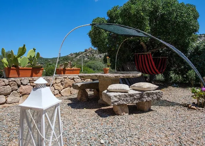 Romantic House With Bathtub In 5 Min Porto Cervo